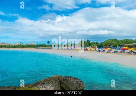 Die karibische Insel St.Maarten Landschaft und Stadtbild. Die französische und niederländische Insel Sint Maarten und Saint Martin. Stockfoto