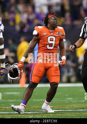 (DATEI FOTOS).der ehemalige Clemson Tigers läuft zurück (9) Travis Etienne Jr. soll in die 1. Runde des NFL Draft gehen, hier ist er am 13. Januar 2020 im Vergleich zu den LSU Tigers zu sehen, der NFL Draft wird am 29. April 2021 in Cleveland, Ohio, stattfinden. (Pflichtnachweis: Jose/MarinMedia.org/Cal Sport Media) (absoluter vollständiger Fotograf und Credits erforderlich) Stockfoto