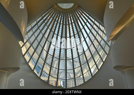 Innenansicht des Museums von Morgen (Museu do Amanhã) auf Praça Mauá in Porto Maravilha in Rio de Janeiro, Brasilien. Stockfoto