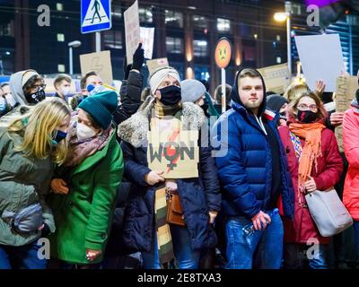 Breslau, Polen, 29. Januar 2021 - spontaner Protest gegen das Gesetz gegen Abtreibung, das von der polnischen Regierung AIS gezwungen wurde Stockfoto