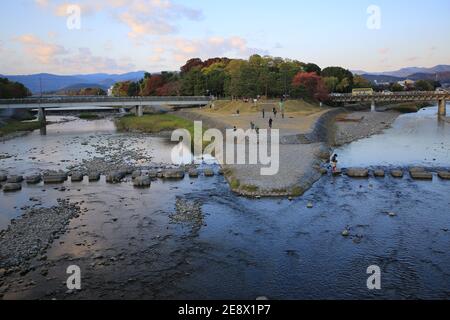 Kamo River, kyoto Main River, einer der berühmten Fluss in japan Stockfoto