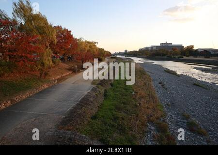 Kamo River, kyoto Main River, einer der berühmten Fluss in japan Stockfoto