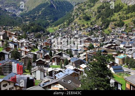 Zermatt Dorf in den schweizer alpen, Schweiz 2020 Stockfoto