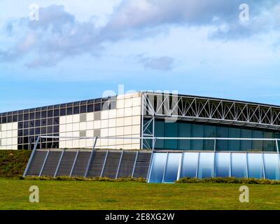 Das Sainsbury Center for Visual Arts auf dem Campus der UEA Norwich England UK entworfen von Norman Foster und Wendy Cheesman Fertiggestellt im Jahr 1978 Stockfoto