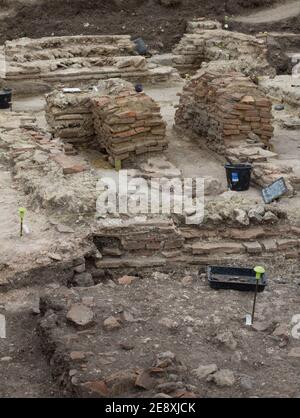 Uni von Reading Ausgrabung des Badehauses in der römischen Stadt Calleva Atrebatum (Silchester). Blick auf einen Ofen oder praefurnium. Stockfoto