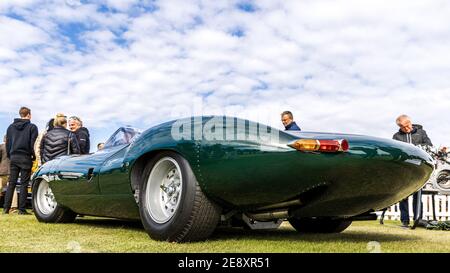 Der Aufbau der Legende - Jaguar XJ13 Le Mans Prototyp auf Show im Concours d’Elegance im Blenheim Palace on Die 26 September 2020 Stockfoto