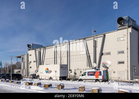 Wolfsburg Eis Arena (Eisbahn) Ist immer bereit für professionelle DEL Spiel im hellen Winter Sonnenlicht Stockfoto