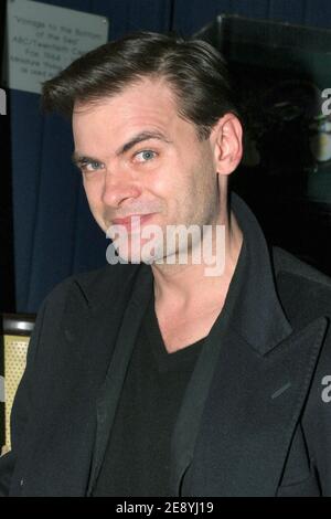 DER exklusive Schauspieler Clovis Cornillac nimmt an der Premiere von „Bienvenue chez les Robinson“ Teil, die am 7. Oktober 2007 im Planet Hollywood Restaurant in Paris, Frankreich, stattfand. Foto von Benoit Pinguet/ABACAPRESS.COM Stockfoto