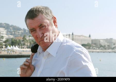 Der britische Schauspieler John Nettles posiert während der 23. MIPCOM 2007 (International Film and Program Market for TV, Video, Cable and Satellite) am 9. Oktober 2007 in Cannes, Frankreich. Foto von Giancarlo Gorassini/ABACAPRESS.COM Stockfoto