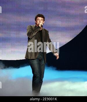 Der französische Sänger Patrick Bruel spielt live im Zenith während der TV-Show "La fete de la chanson Francaise" in Paris, Frankreich, am 12. Januar 2007. Foto von Mauricio Sacco/ABACAPRESS.COM Stockfoto