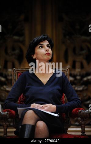 Justizministerin Rachida Dati nimmt am 31. Oktober 2007 an der Eröffnungszeremonie des 51. Internationalen Juristenkongresses im großen Amphitheater der Sorbonne der Pariser Universität Teil. Foto von Christophe Guibbaud/ABACAPRESS.COM Stockfoto