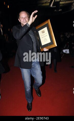 Der belgische Schauspieler Benoit Poelvoorde wurde am 17. November 2007 bei der Abschlussfeier des 8. Filmfestivals Musik und Kino in Auxerre, Frankreich, ausgezeichnet. Foto von Giancarlo Gorassini/ABACAPRESS.COM Stockfoto