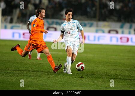 Samir Nasri aus Marseille während des Fußballspieles der französischen Premier League, Marseille gegen Metz im Velodrome-Stadion in Marseille, Frankreich, am 24. November 2007. Marseille gewann 3:1. Foto von Stuart Morton/Cameleon/ABACAPRESS.COM Stockfoto