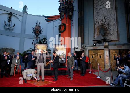 Will Smith Fuß- und Handprint-Zeremonie im Grauman's Chinese Theatre in Hollywood. Los Angeles, CA, USA, 10. Dezember 2007. Foto von Lionel Hahn/ABACAPRESS.COM Stockfoto