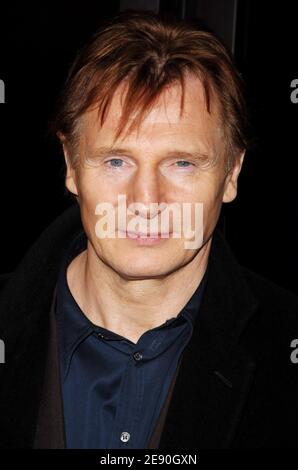 Der Schauspieler Liam Neeson kommt zur Paramount Vantage-Premiere von "There will be Blood", die am 10. Dezember 2007 im Ziegfeld Theatre in New York City, NY, USA, stattfand. Foto von Gregorio Binuya/ABACAPRESS.COM Stockfoto