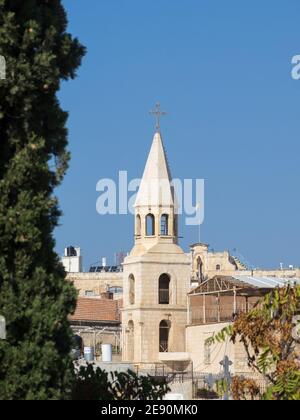 Alte Jerusalem Dächer und Glockenturm Stockfoto