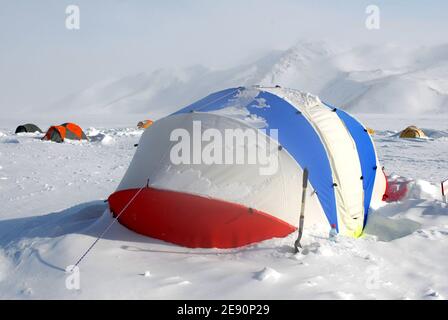 Antarctic Ice Marathon & 100k 2007, vom 8. Bis 23. Dezember 2007, von Punta Arenas (Chile) nach Patriot Hills (Antarktis). Hier sieht man das Patriot Hills Camp, bei 80 Grad Süd, nur wenige hundert Meilen vom Südpol am Fuße der Ellsworth Mountains entfernt. Foto von Bertrand Mahe/Cameleon/ABACAPRESS.COM Stockfoto