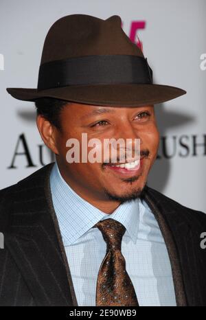 Der Schauspieler Terrence Howard kommt am 11. November 2007 zur Premiere von Warner Bros. Pictures 'August Rush' im Ziegfeld Theater in New York City, USA. Foto von Gregorio Binuya/ABACAUSA.COM (im Bild: Terrence Howard) Stockfoto