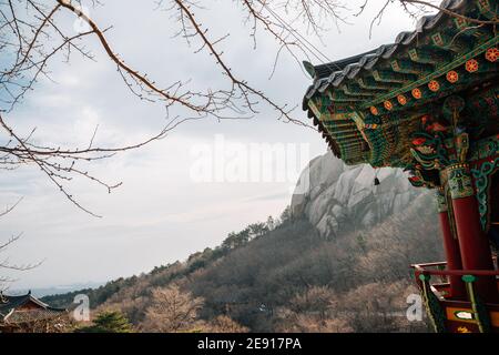 Geumgang Berg Hwaamsa Tempel im Winter in Goseong, Korea Stockfoto