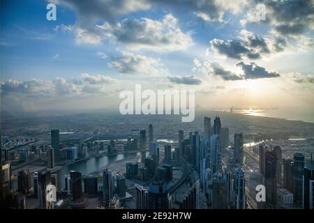 Die vereinigten Arabischen emirate dubai khalifa, mit Blick auf die Stadt dubai Stockfoto