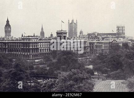 Foreign & Commonwealth Office, aus St. James's Park 1946 alten Vintage Print Stockfoto