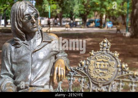 Skulptur John Lennon auf dem Stadtplatz, Havanna, Kuba Stockfoto