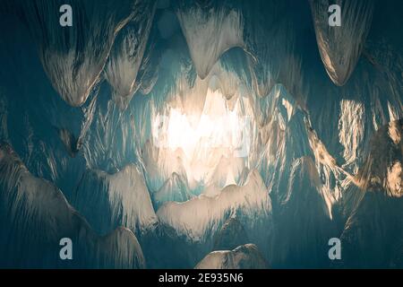 3D Darstellung der Eishöhle mit Sonnenlicht am Ende Des Tunnels Stockfoto