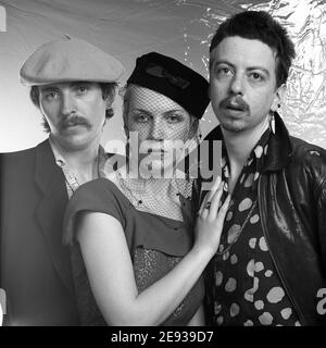 Der Haken. Annie Lennox, Dave Stewart und Peet Coobes. 1977 Stockfoto