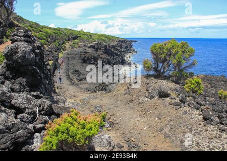 Wandertour an der Küste, Pico Insel, Azoren, Wandergruppe. Stockfoto