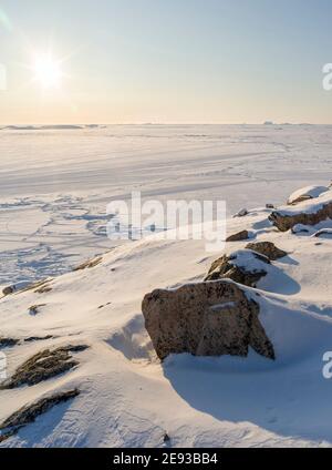 Frozen Melville Bay, Teil der Baffin Bay, nahe Kullorsuaq im hohen Norden von Westgrönland. Stockfoto