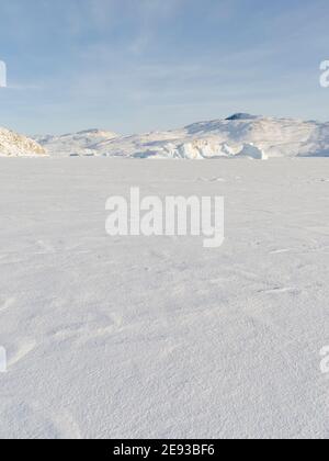 Frozen Melville Bay, Teil der Baffin Bay, nahe Kullorsuaq im hohen Norden von Westgrönland. Stockfoto