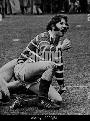 Bridgend, Wales und der britische Lions-Rugby-Superstar JPR Williams spielten 1979 für Bridgend. Der legendäre volle Rücken ging weiter, um 55 walisische Kappen zu gewinnen und Stockfoto