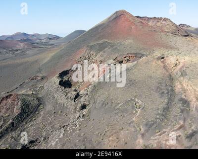 Landschaft mit Vulkan auf der Kanarischen Insel Lanzarote an Spanien Stockfoto