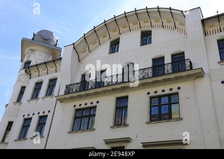 Restaurierte Denkmalarchitektur von Ciril Metod Koch in Ljubljana Stockfoto