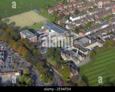 Luftaufnahme der Kings School an der Westminster Road, Macclesfield, Cheshire Stockfoto