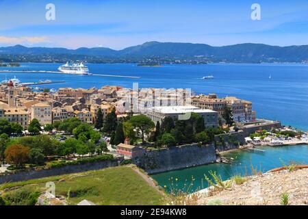 Altstadt von Korfu (Kerkyra) - UNESCO Weltkulturerbe in Griechenland. Luftaufnahme. Stockfoto