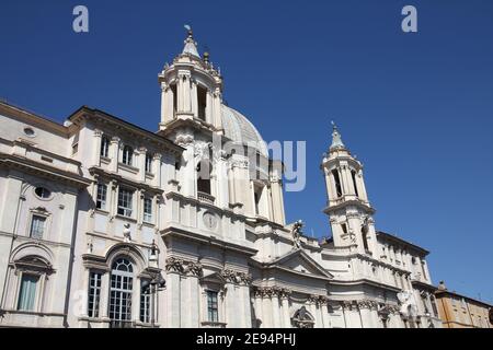 Rom, Italien, Sant'Agnese in Agone Kirche in der Piazza Navona. Barocke Fassade. Stockfoto