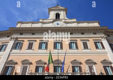 Wahrzeichen von Rom, Italien. Montecitorio Palast, italienisches parlament - Regierungsgebäude. Stockfoto