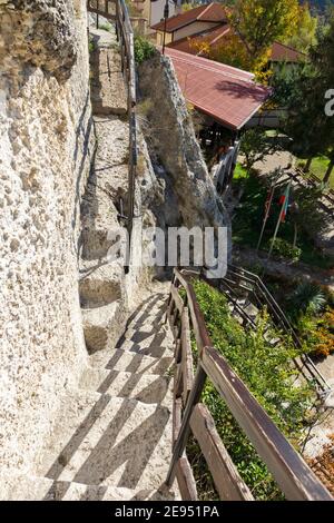 Mittelalterliches Basarbovo-Felsenkloster, Ruse-Region, Bulgarien Stockfoto