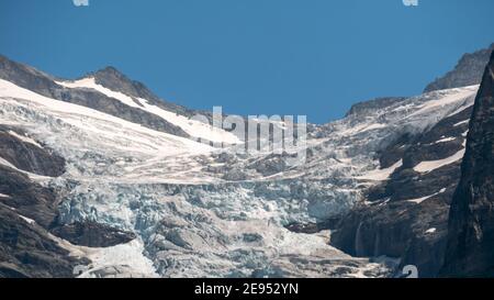 Die Schweizer Alpen an einem Sommertag Stockfoto