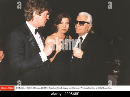 © ABACA. 12281-7. Monaco, 20/3/99. Rosenkugel. Ernst-August von Hannover, Prinzessin Caroline und Karl Lagerfeld. Stockfoto