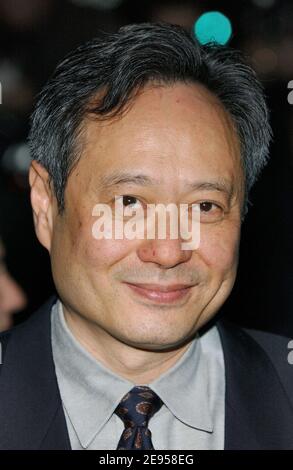 Der taiwanesische Regisseur Ang Lee trifft am Sonntag, den 8. Januar 2006, beim 71. Jährlichen New York Film Critics Circle Awards Dinner in der 42. Straße von Cipriani in New York City, NY, USA, ein. Foto von Nicolas Khayat/ABACAPRESS.COM Stockfoto