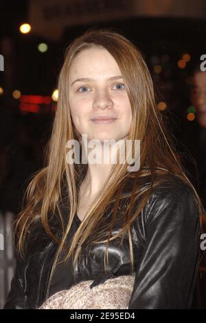 Die französische Schauspielerin Sara Forestier nimmt am 21. Januar 2006 an der Premiere von 'Sheitan' im 'Le Grand Rex' in Paris Teil. Foto von Giancarlo Gorassini/ABACAPRESS.COM Stockfoto