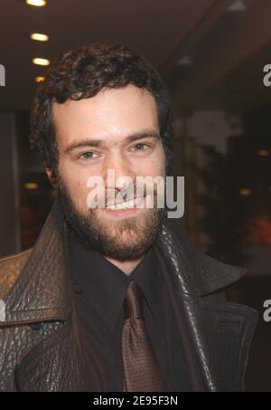 Der französische Schauspieler Romain Duris nimmt an der 7. Verleihung der "Etoiles de la Presse"-Preise Teil, die am 23. Januar 2006 im Espace Pierre Cardin Paris, Frankreich, stattfand. Foto von Bruno Klein/ABACAPRESS.COM. Stockfoto