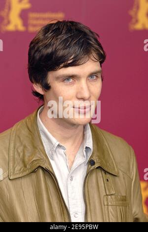 Der britische Schauspieler Gillain Murphy posiert für eine Fotoschau, um den Film 'Breakfast on Pluto' während der 56. Berlinale, International Film Festival in Berlin, Deutschland, am 11. Februar 2006 zu promoten. Foto von Bruno Klein/ABACAPRESS.COM Stockfoto