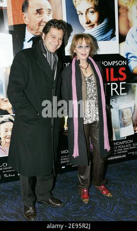 Der Humorist Laurent Gerra und die französische Schauspielerin Marie-Anne Chazel besuchen am 13. Februar 2006 den Film "Fauteuils d'Orchestre" von Daniele Thompson im UGC Normandy in Paris, Frankreich. Foto von Laurent Zabulon/ABACAPRESS.COM. Stockfoto