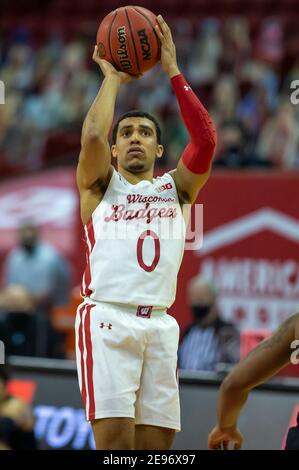 Madison, WI, USA. Februar 2021, 2nd. Wisconsin Dachs Wache D'Medirik Trice #0 schießt einen Sprung während des NCAA Basketballspiels zwischen den Penn State Nittany Lions und den Wisconsin Dachsen im Kohl Center in Madison, WI. John Fisher/CSM/Alamy Live News Stockfoto