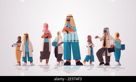 arabisches Team von medizinischen Fachkräften arabische Ärzte in Uniform stehen Zusammen Medizin Gesundheitswesen Konzept horizontale volle Länge Vektor Illustration Stock Vektor