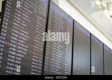 Abflughalle des Flughafens in Istanbul Stockfoto