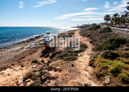 Rocky Beach in Mil Palmeras Stockfoto